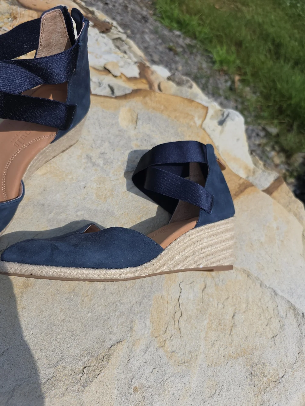 Kenneth Cole Navy Suede Espadrille Wedge with Ankle Wrap Size 7 Zip Back